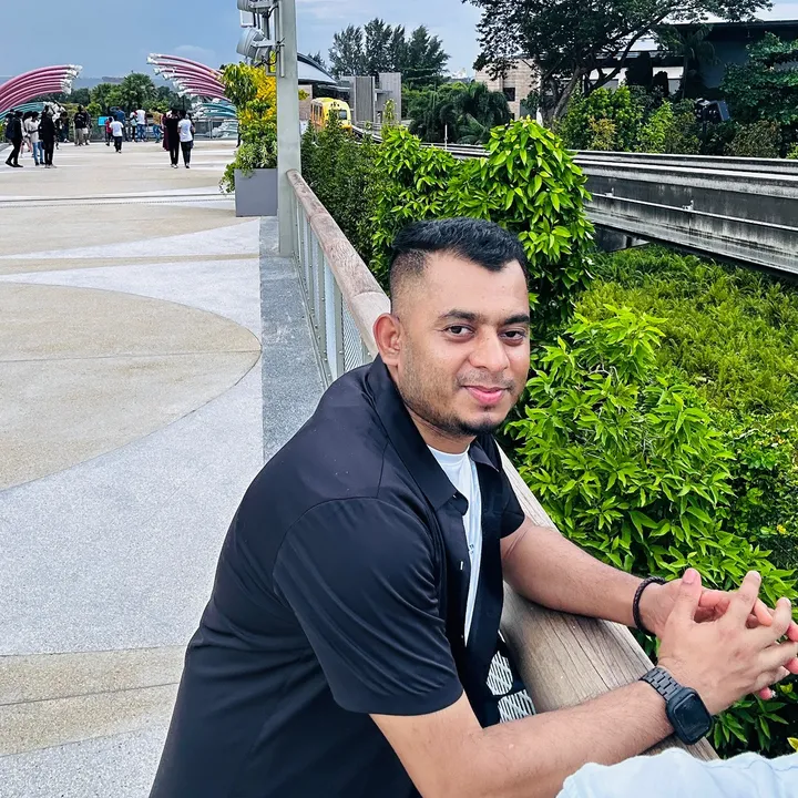 🆂🆄🅼🅾🅽 (সুমন) 🇸🇬