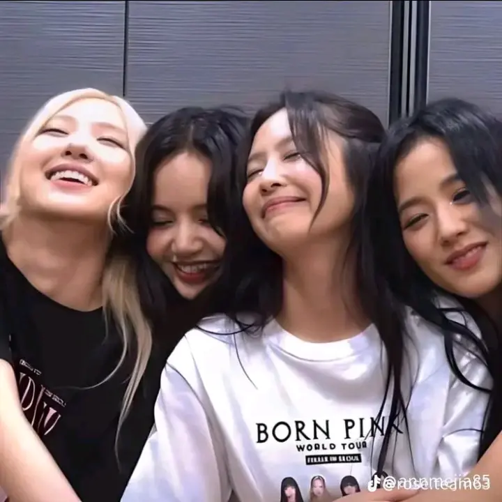 ★𝐜𝐡𝐚𝐞𝐲𝐨𝐮𝐧𝐠 ★