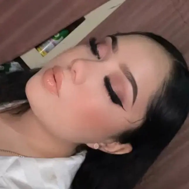 𝒱𝒶𝓃𝑒𝓈𝓈𝒶 💋