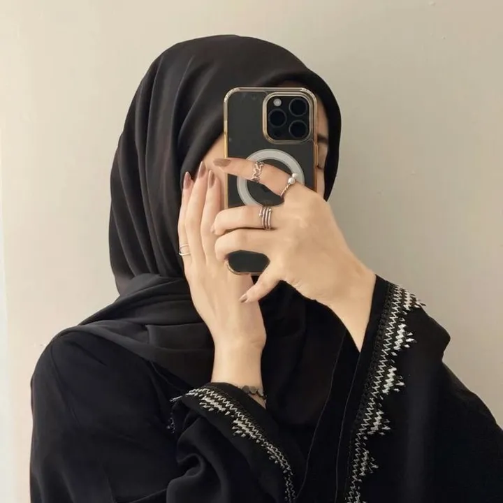 Aleena vlogs 🦋