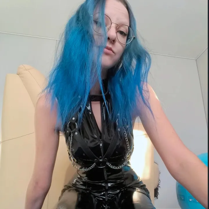 𝔪𝔢𝔱𝔞𝔩𝔭𝔯𝔦𝔫𝔠𝔢𝔰𝔰_