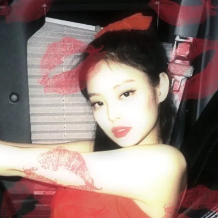 𝕸𝖔𝖔𝖓 ✩