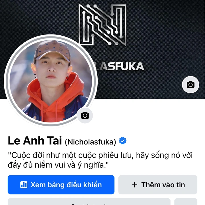 𝐍𝐈𝐂𝐇𝐎𝐋𝐀𝐒𝐅𝐔𝐊𝐀