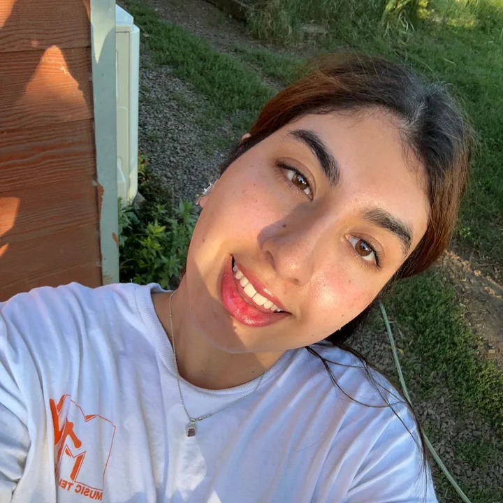 Nayelie Castillo🤍✨