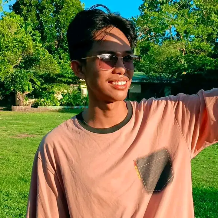 ༺✧𝒟𝒶𝓃𝒸𝒾𝓃𝑔 𝒦𝒾𝓃𝑔✧༻