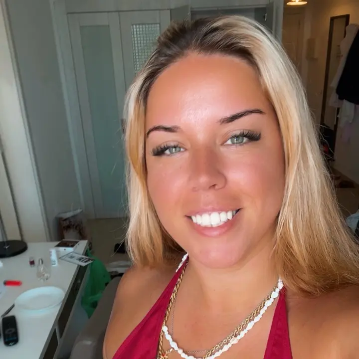 The Glow Tan