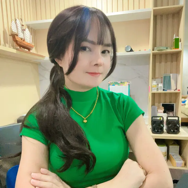 วิคผมแฟชั่น by วิรัลพัชร-วิกผม