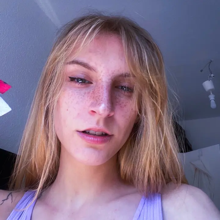 lucylupinieugc / UGC - Creator