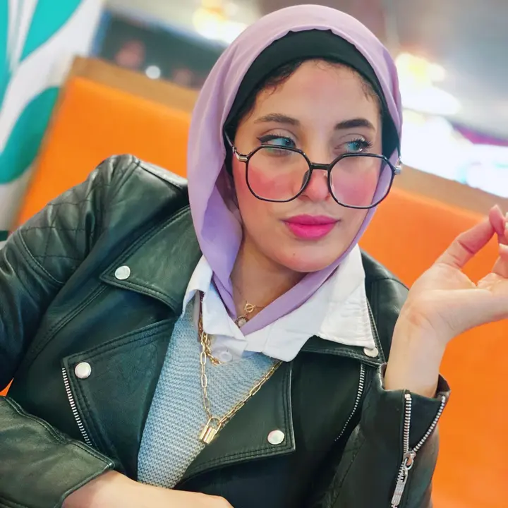 البشمهندسة 👷🏻‍♀️