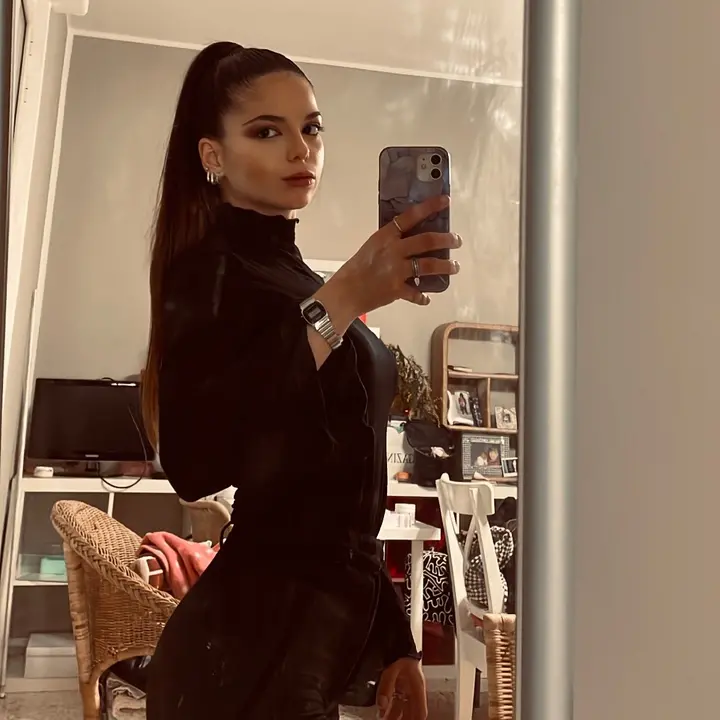 𝒶𝑔𝓃𝑒𝓈𝑒