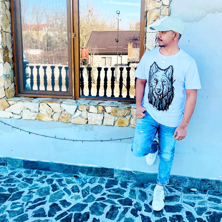 Gishan🇱🇰🇷🇴