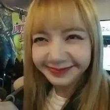 Shutupimlisteningtokpop😍