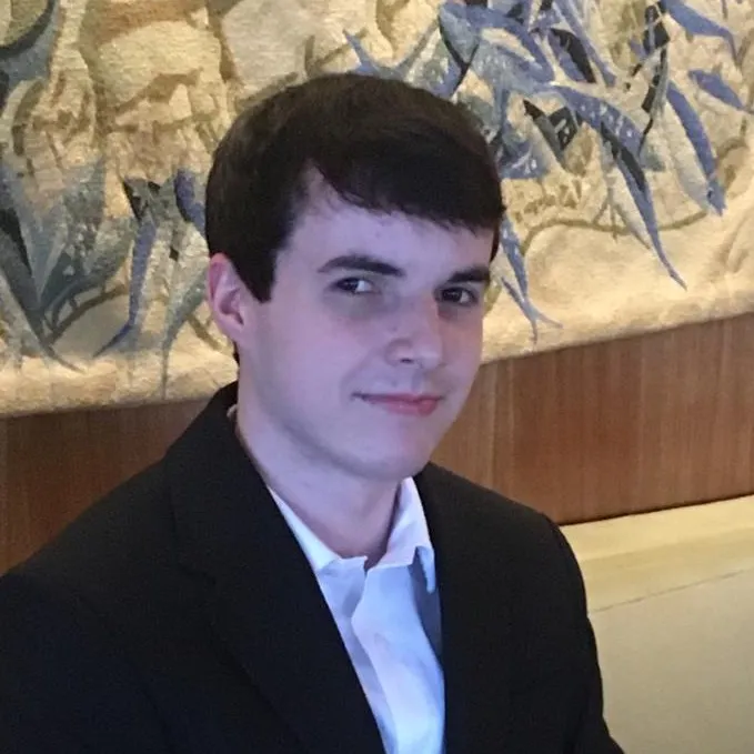 ♛ 𝕿𝖍𝖔𝖒𝖆𝖘 𝕮𝖗𝖚𝖟 💯| ✰