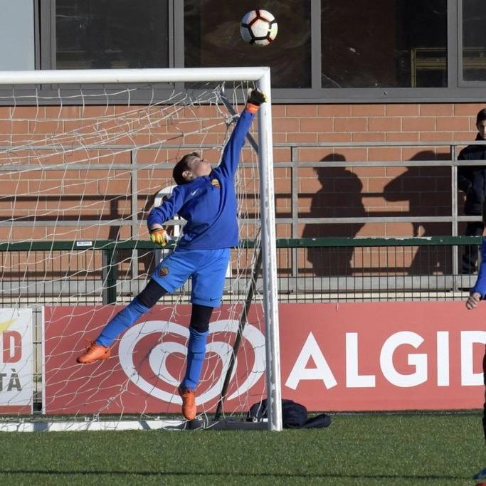 goalkeeper Jo12