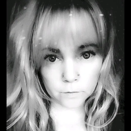 Emma Barlow
