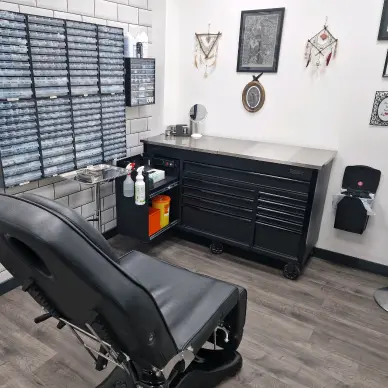 AWOL Piercing Galway 🇮🇪