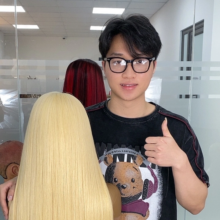 Alex Cook (Chihair factory)