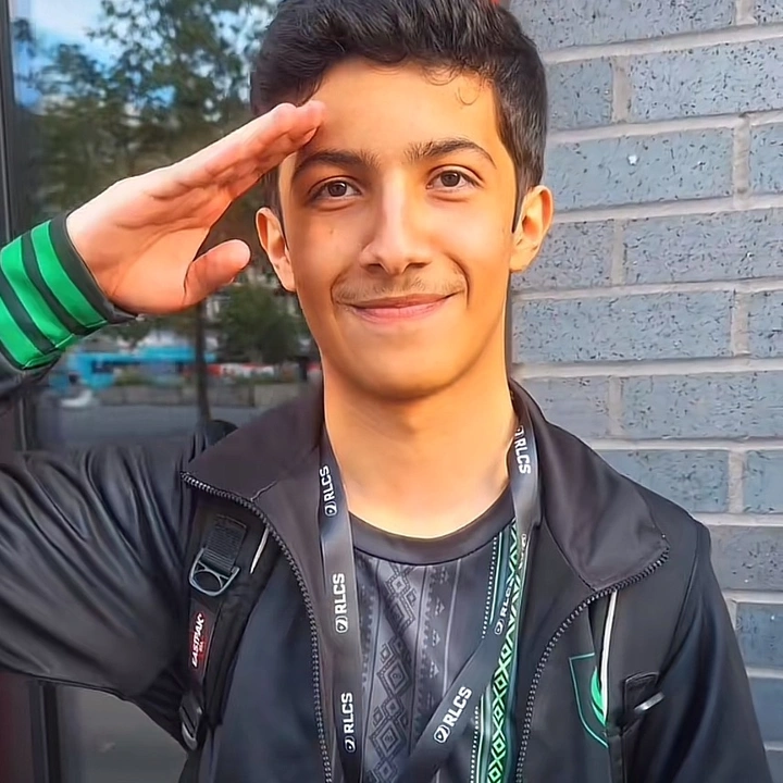 ابو العزز🫡