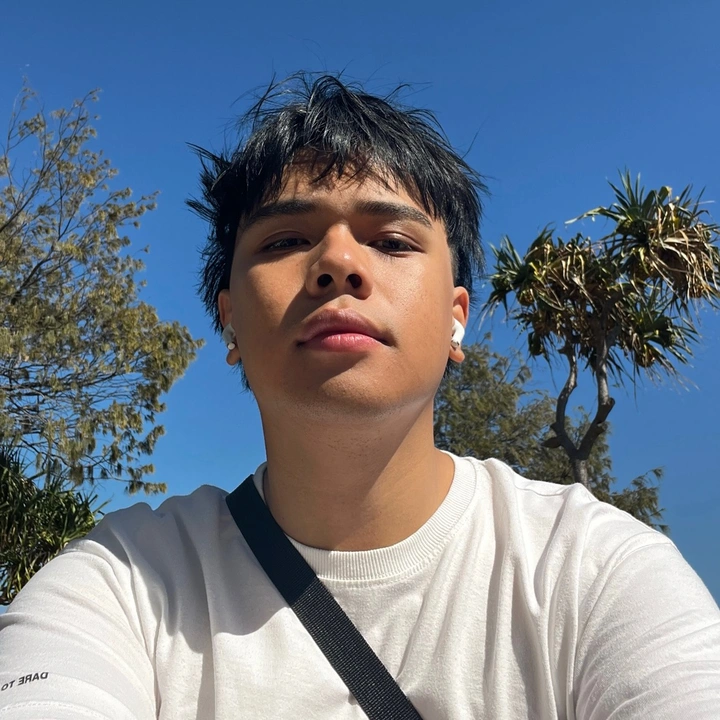 ✨ur #1 kpop bestie✨• Following
