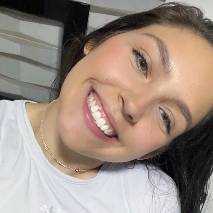 Larissa  Nascimento Gregolin