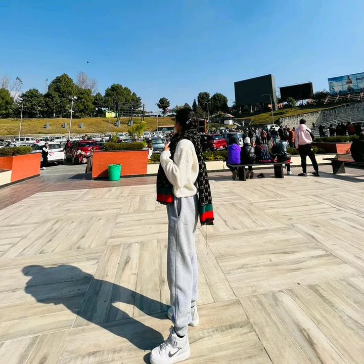 ✧･゜Aarohi  ✧･゜🤍