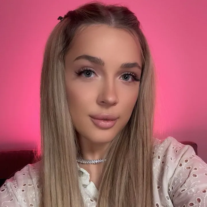 SOFI ASMR 🌸