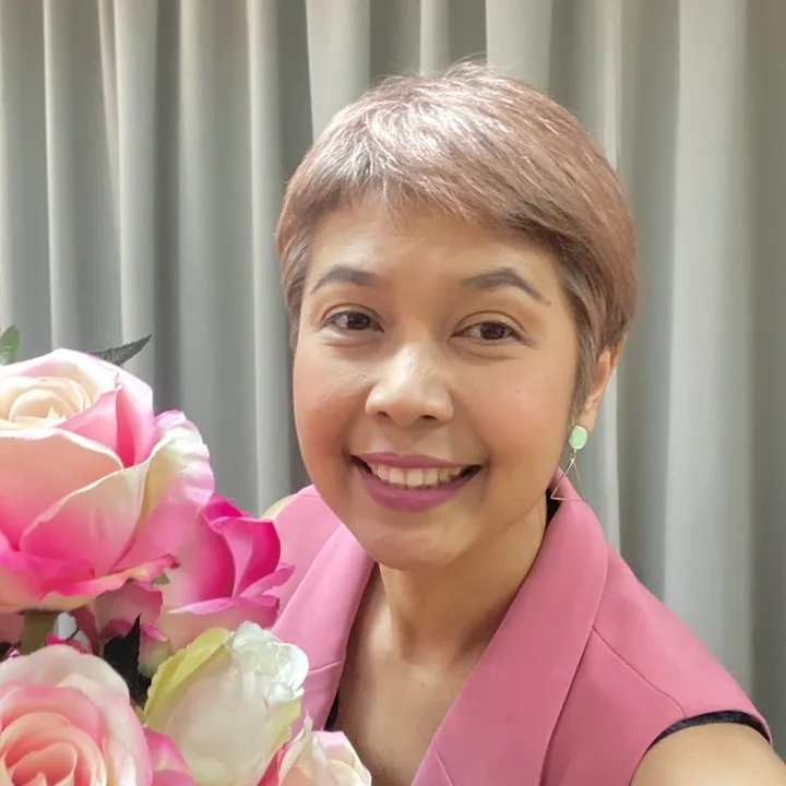 ครูพี่วรรณ