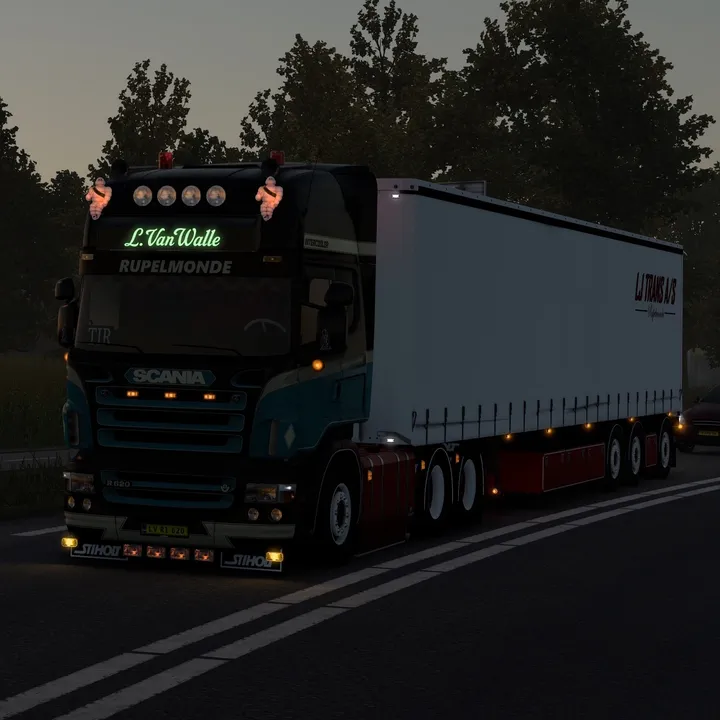 L. Van Walle 🚀🚀