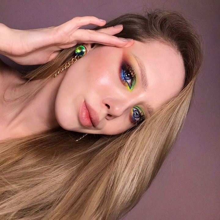 helenekouzmina
