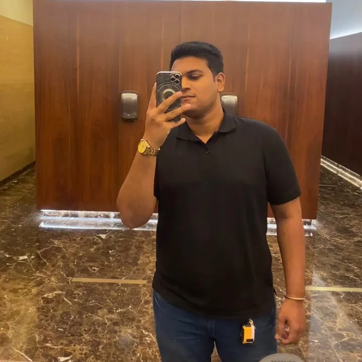 Uthumka Wikramaarachchi🇱🇰