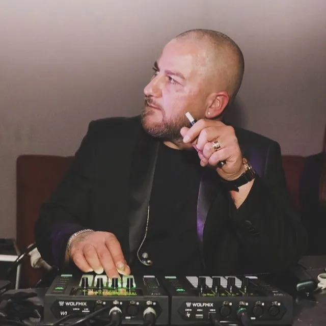 Dis Production s r l s ®