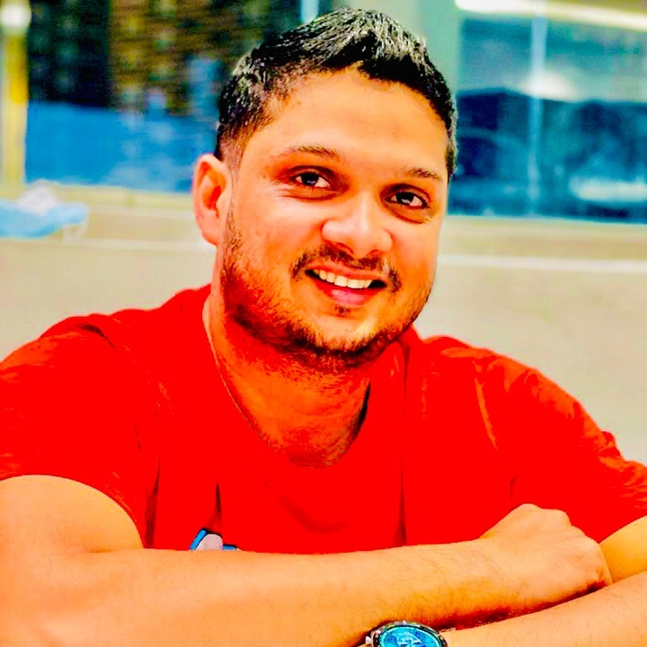 Faiz ഫായിസ് Food & Travel