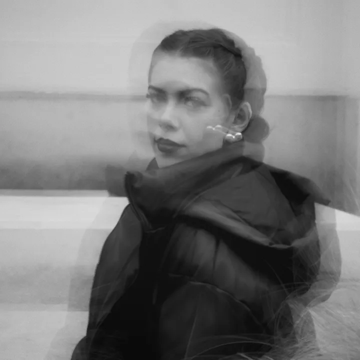 Fio | singer/songwriter