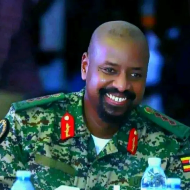 Gen.Muhoozi Kainerugaba