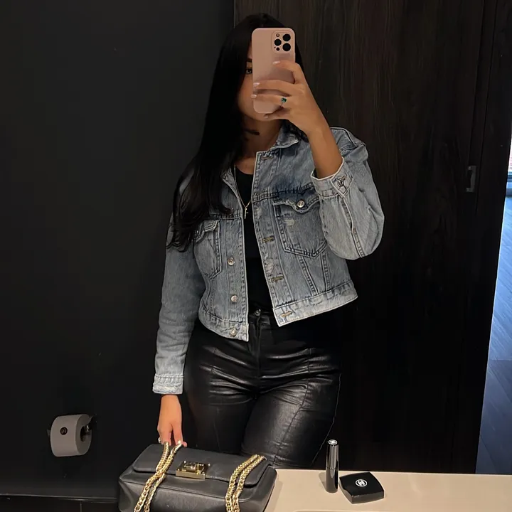 Adriana🧚🏻‍♀️