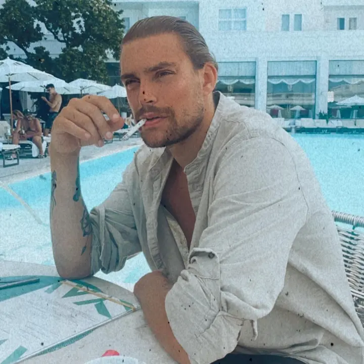 alexandre addolorato