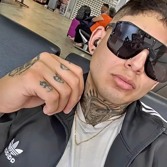 🥷🖤