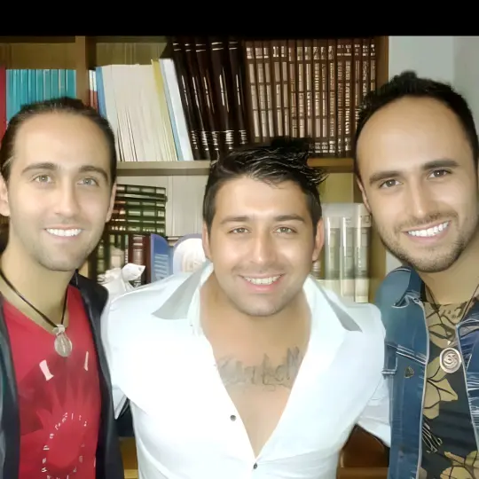 yona charro TV