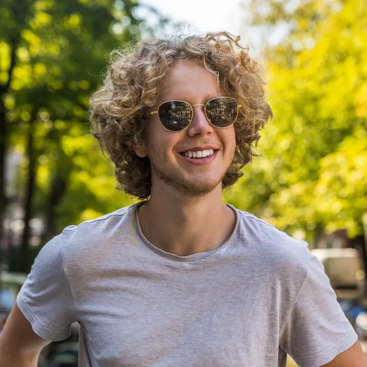 DariusK