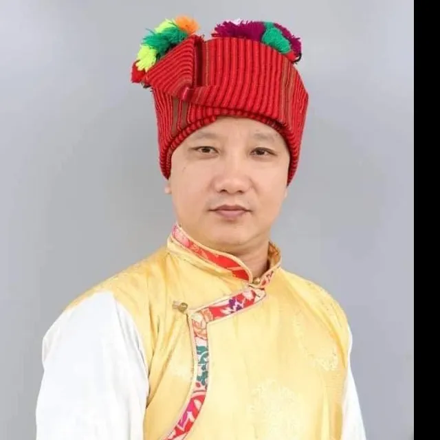 Rom Blenden Tamang