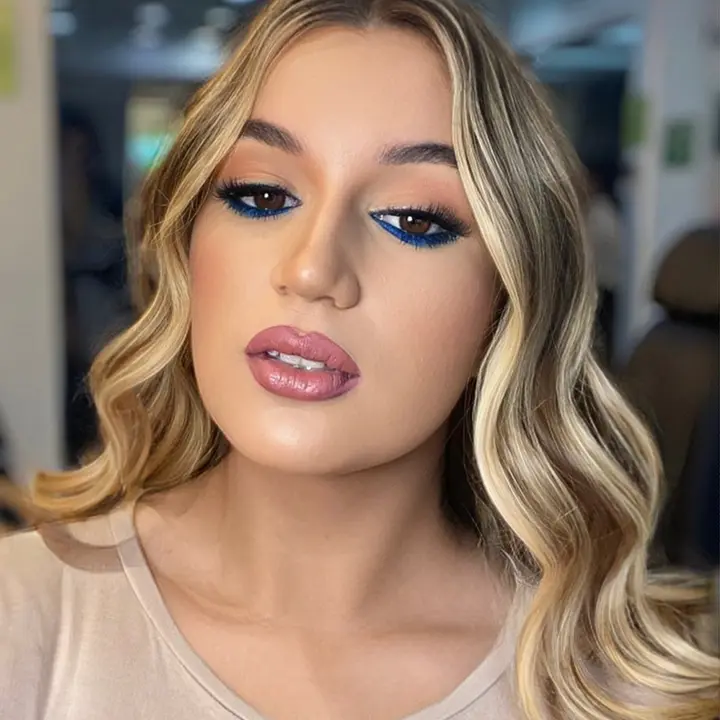 Leslie_alba_caba