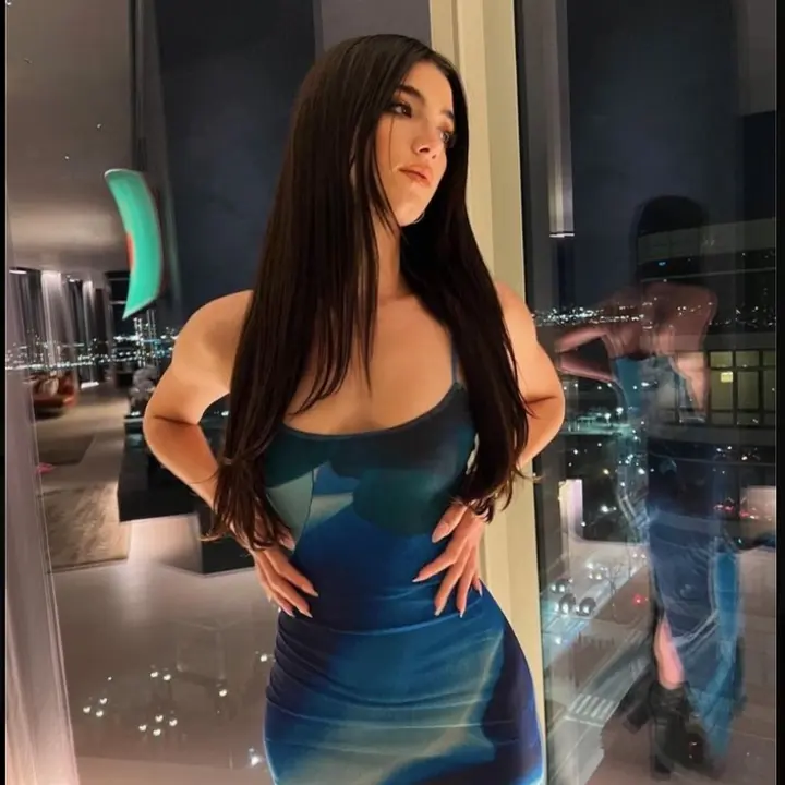 𝐋𝐞𝐧𝐚 🫀