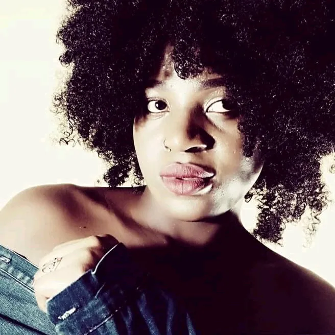 ALE'S DAUGHTER💜🧸🟣🍇