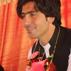 sadamhuseen250
