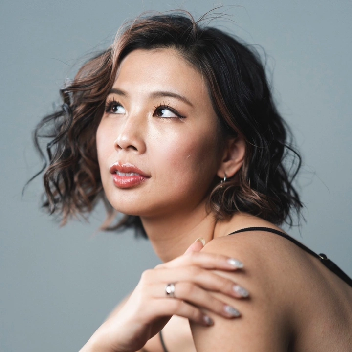 AYAKA @MODEL | TRAINER