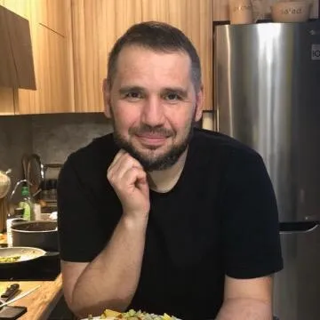 garik_zharit