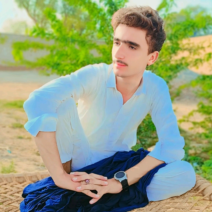 👑Kamran Khanii👑