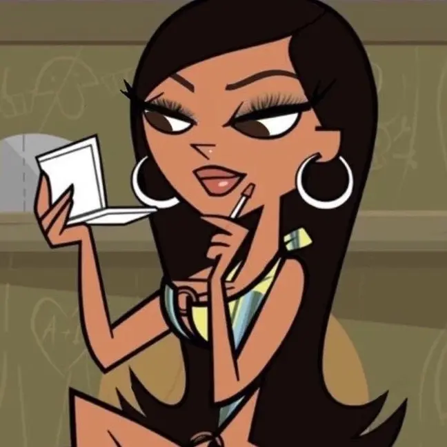 B r a t z S a r a h 🫦