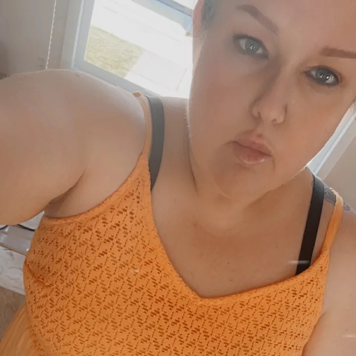 Becs 🧡