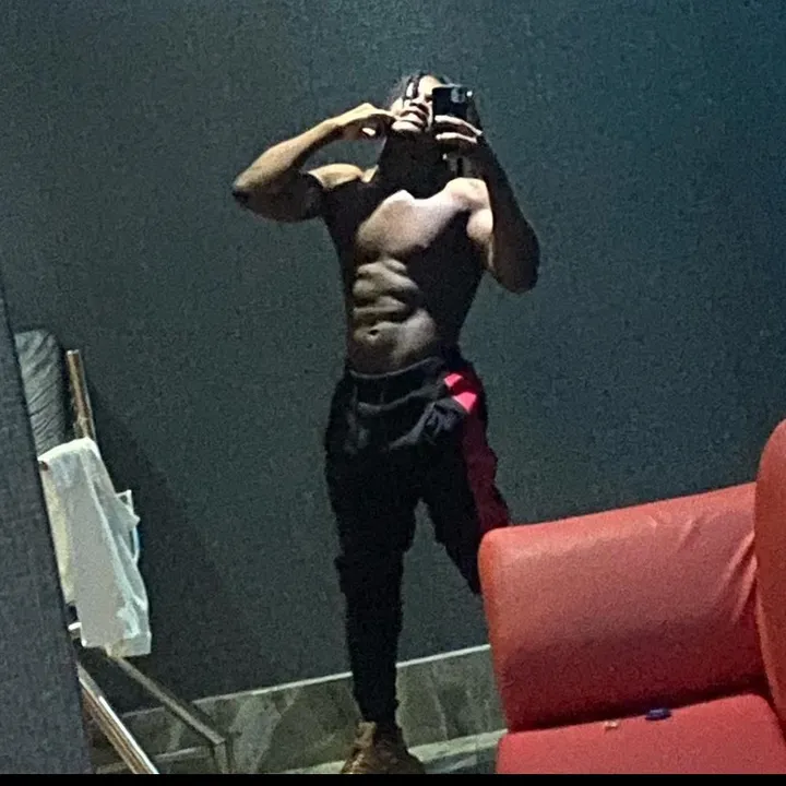 🦂𝔽ℝ𝕀𝕋ℤ-𝕃𝔼𝕐🇭🇹🍫 🤍